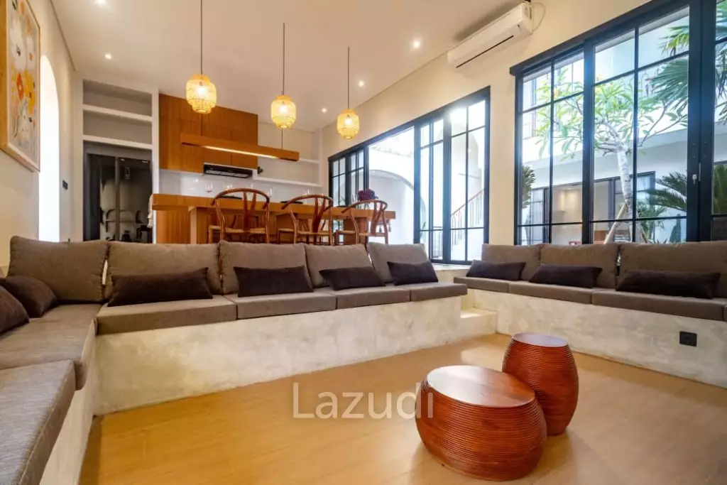 MODERN FREEHOLD VILLA IN JIMBARAN WITH CONVENIENT ACCESS