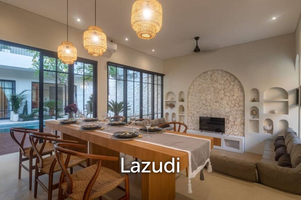 MODERN FREEHOLD VILLA IN JIMBARAN WITH CONVENIENT ACCESS