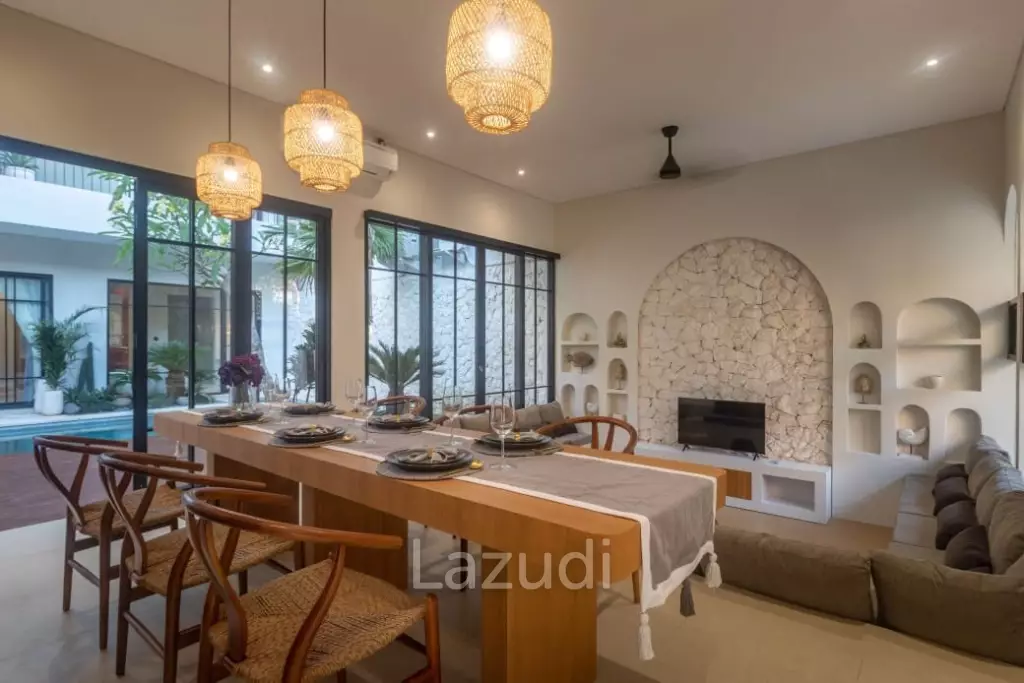MODERN FREEHOLD VILLA IN JIMBARAN WITH CONVENIENT ACCESS