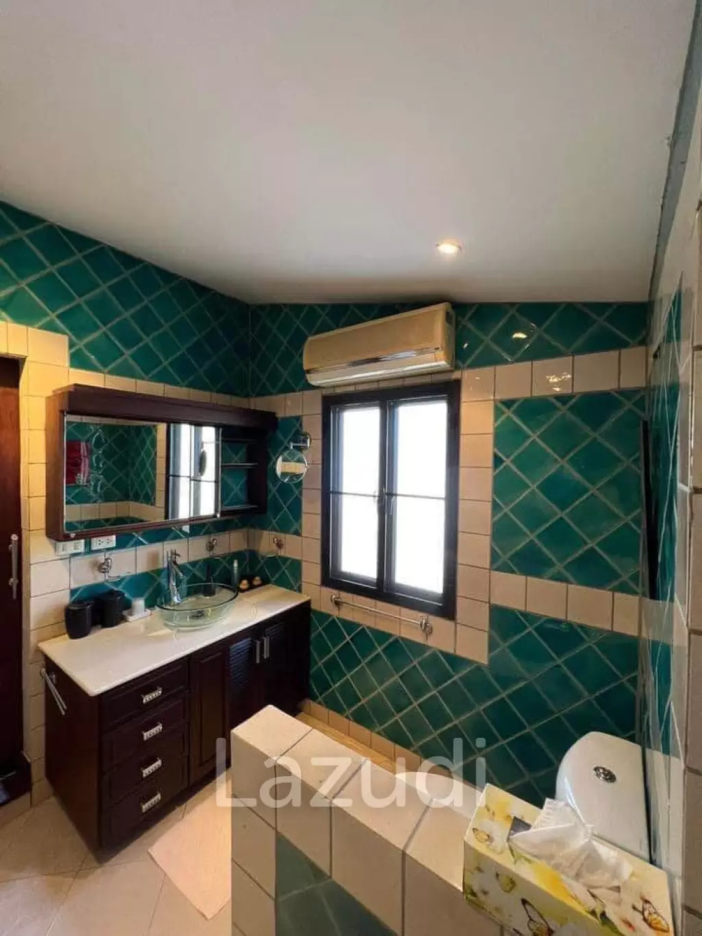 Spacious 5-Bedroom Villa In Chalong