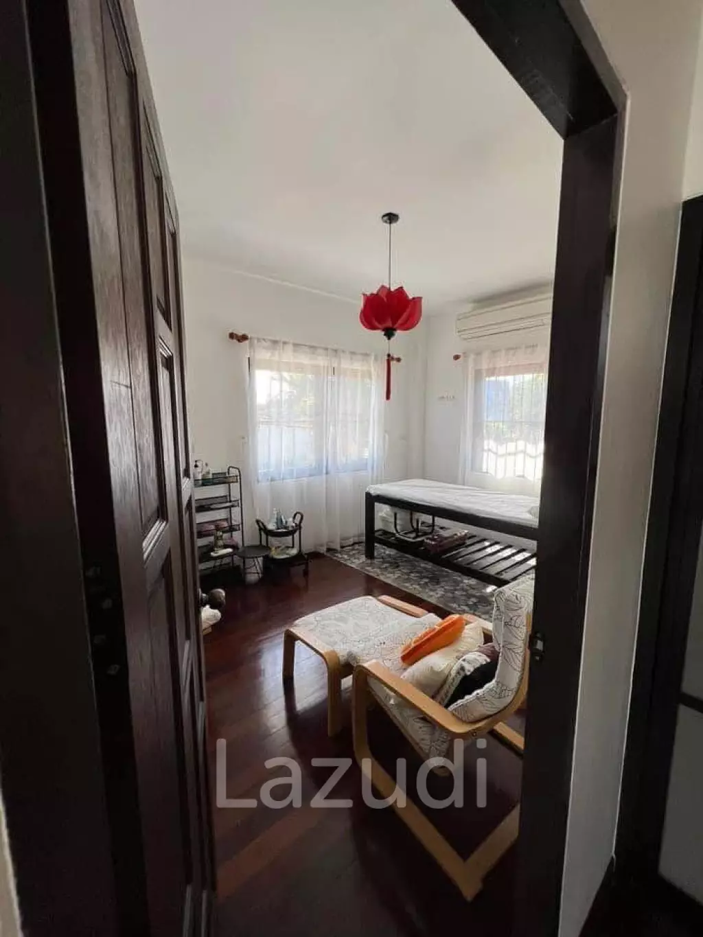 Spacious 5-Bedroom Villa In Chalong