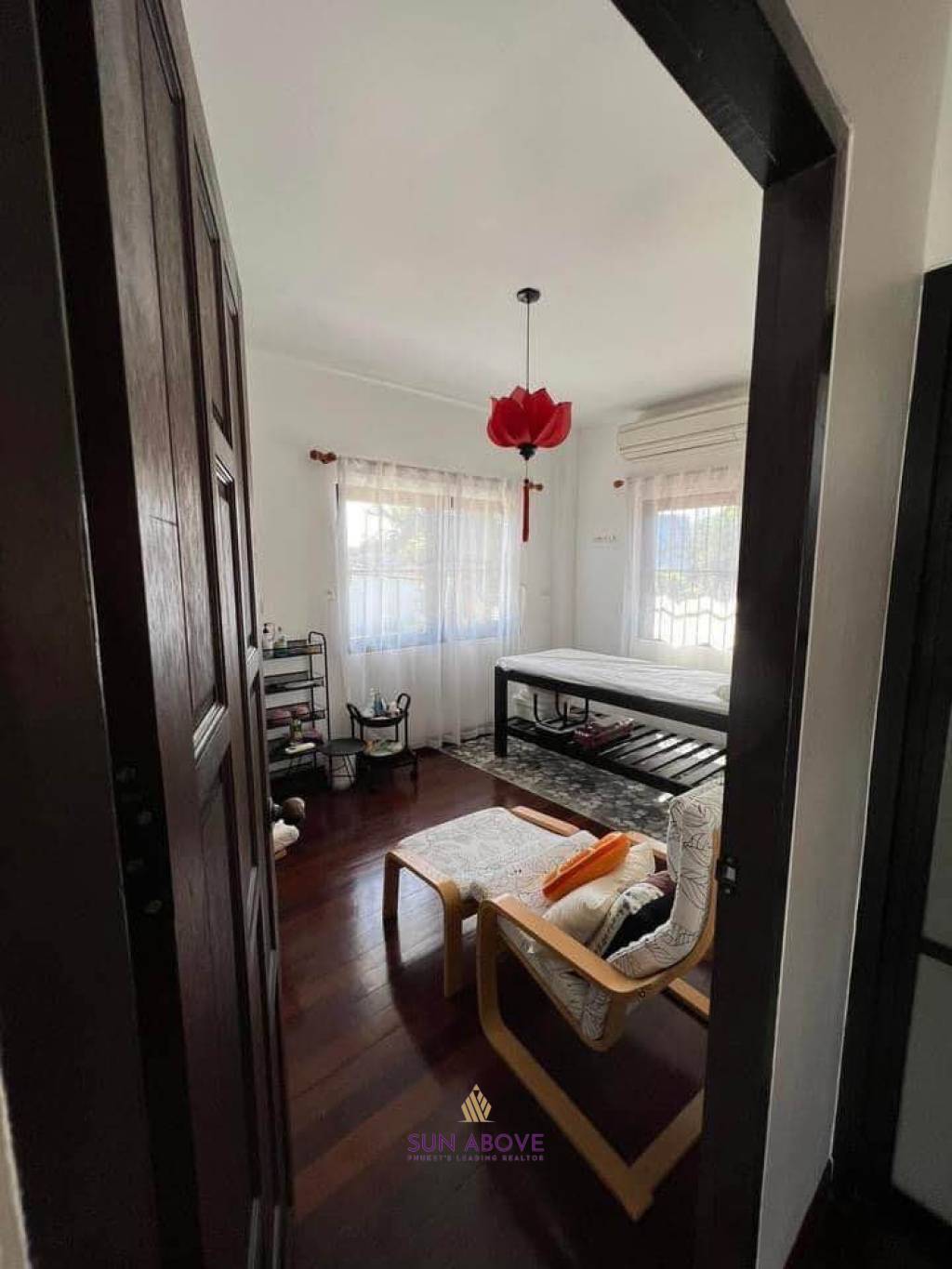 Spacious 5-Bedroom Villa In Chalong