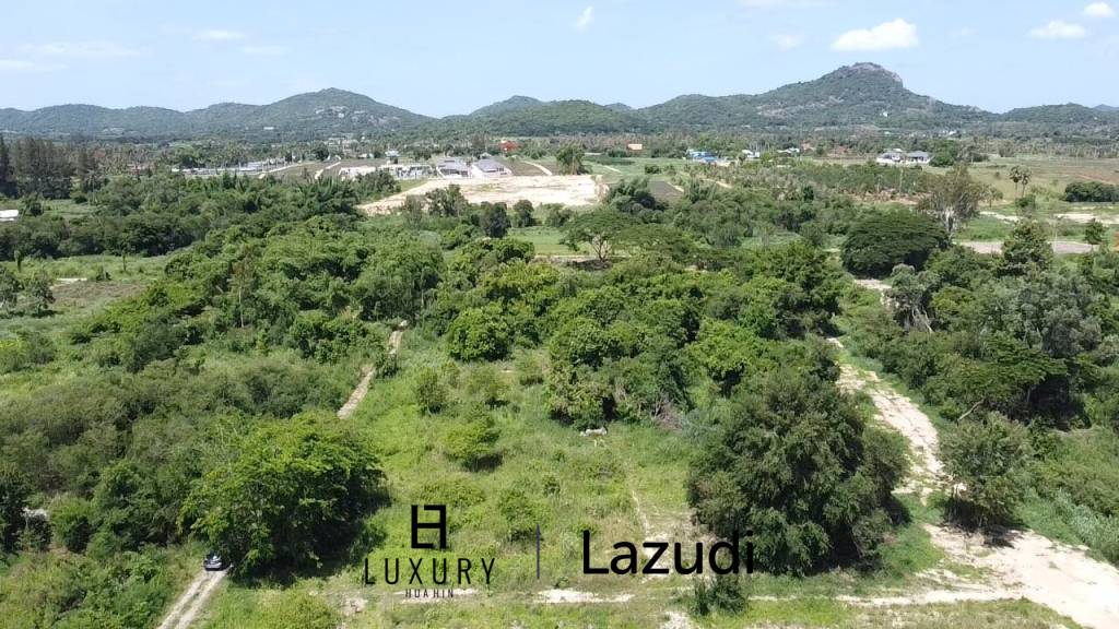 1,600 metro cuadrado Terreno de Venta