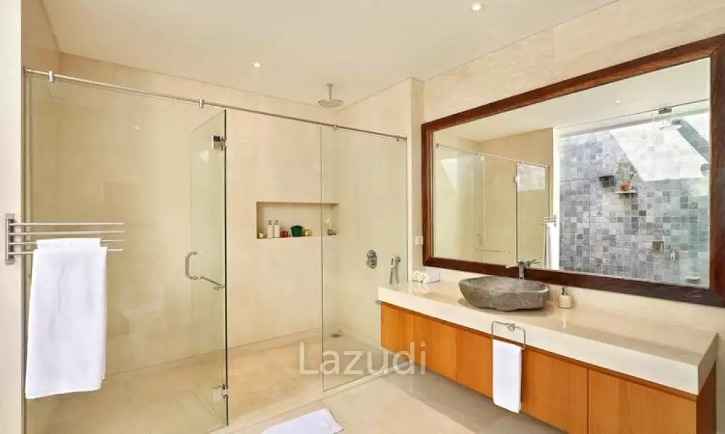 MODERN LEASEHOLD VILLA ON A LARGE PLOT IN UMALAS