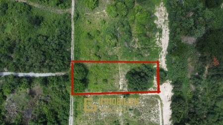 1 Rai Land Plot in Thap Tai : Just 15 Minutes from Town