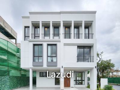 5 Bed 6 Bath 556 SQ.M. Aerie Srinakarin-Krungthepkreetha
