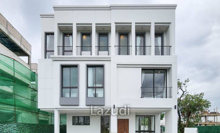 5 Bed 6 Bath 556 SQ.M. Aerie Srinakarin-Krungthepkreetha