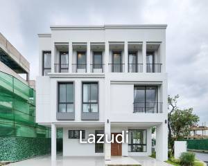 5 Bed 6 Bath 556 SQ.M. Aerie Srinakarin-Krungthepkreetha