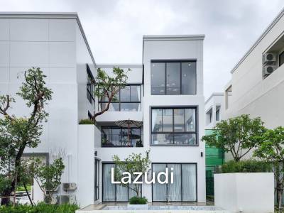 5 Bed 6 Bath 556 SQ.M. Aerie Srinakarin-Krungthepkreetha