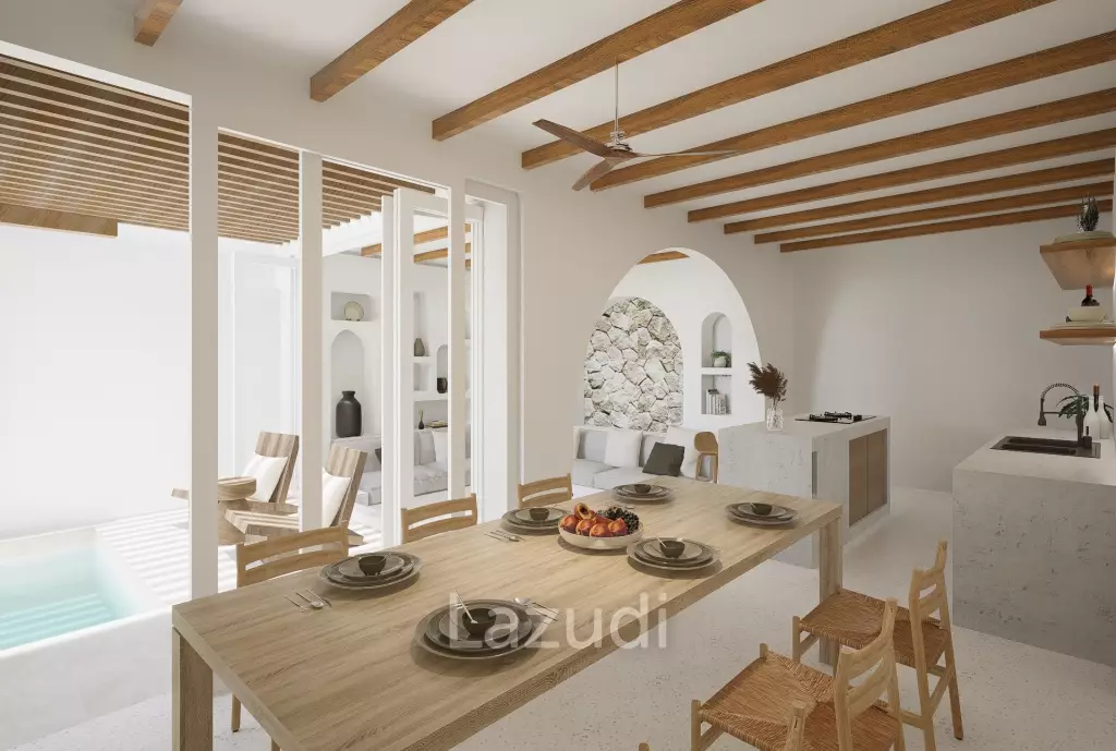ELEGANT ULUWATU VILLA WITH PRIVATE POOL AND COMPREHENSIVE AMENITIES