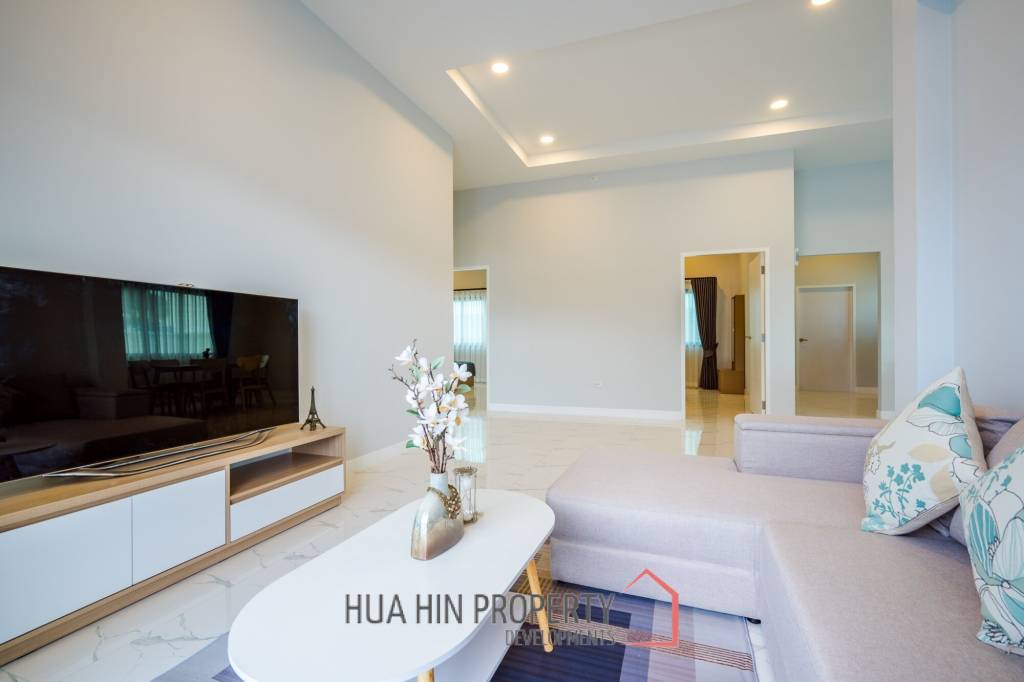 3 Beds 2 Baths 139 SQ.M Baan Sritara Hua Hin