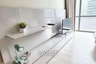 1 Bed 1 Bath 54 SQ.M The Room Sukhumvit 21