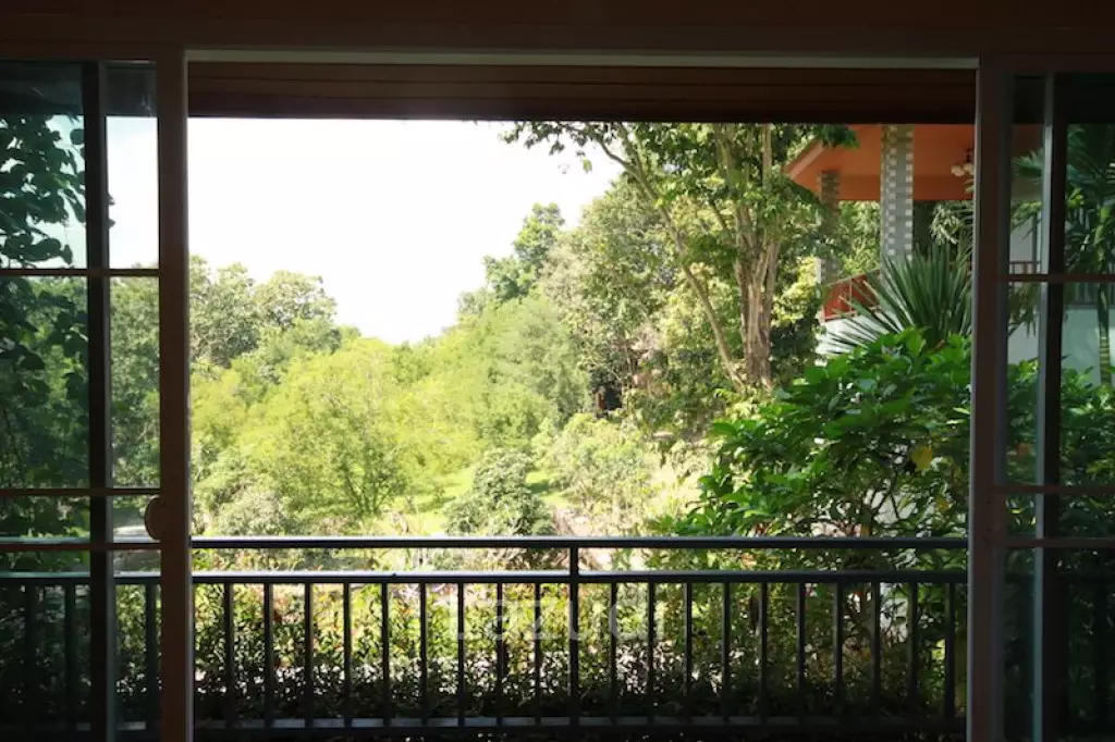 Beautiful 2 Bedroom House for Sale