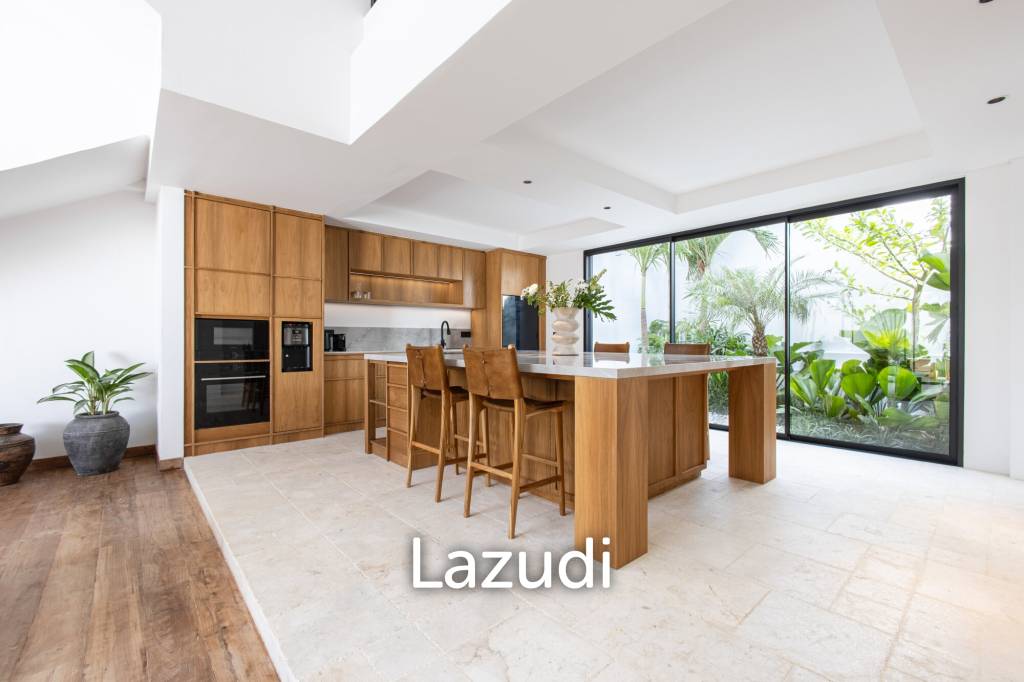 OCEAN-VIEW LUXURY VILLA WITH SMART HOME TECHNOLOGY IN ULUWATU