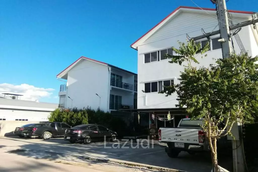 Apartment 24 Room With 5 Bedroom House for Sale