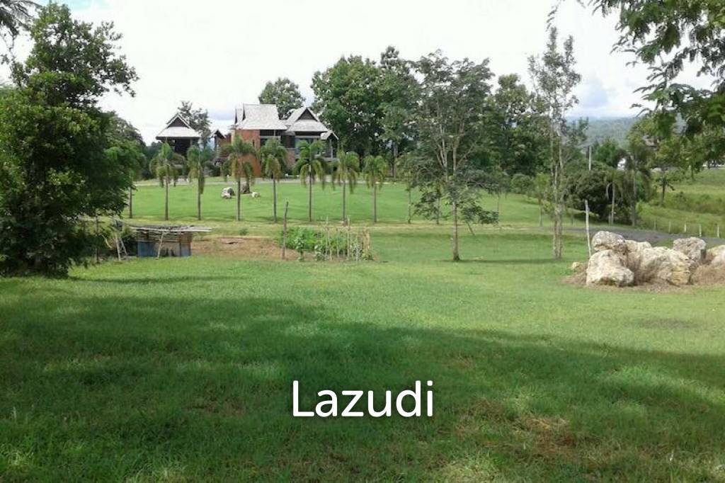 Exceptional House on 4 Hectares of Land for Sale