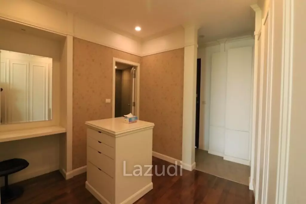 Luxury Condo 3 Bedroom In Chiang Mai for Sale