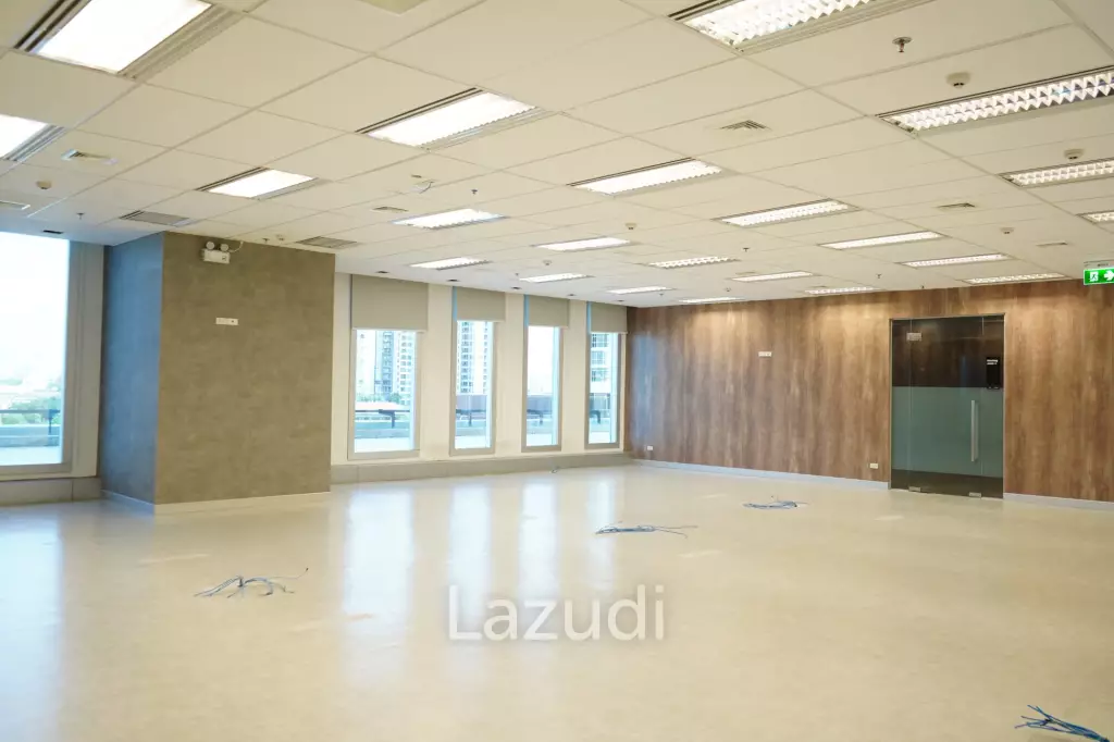 Ultra Luxury Office Space for rent in Bangna