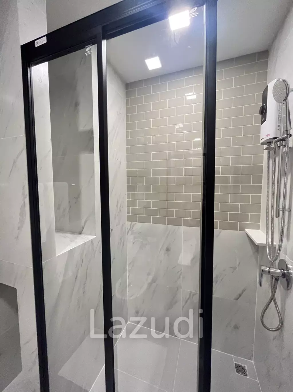 1 Bedroom 1 Bathroom 46.25 SQ.M. XT Phayathai