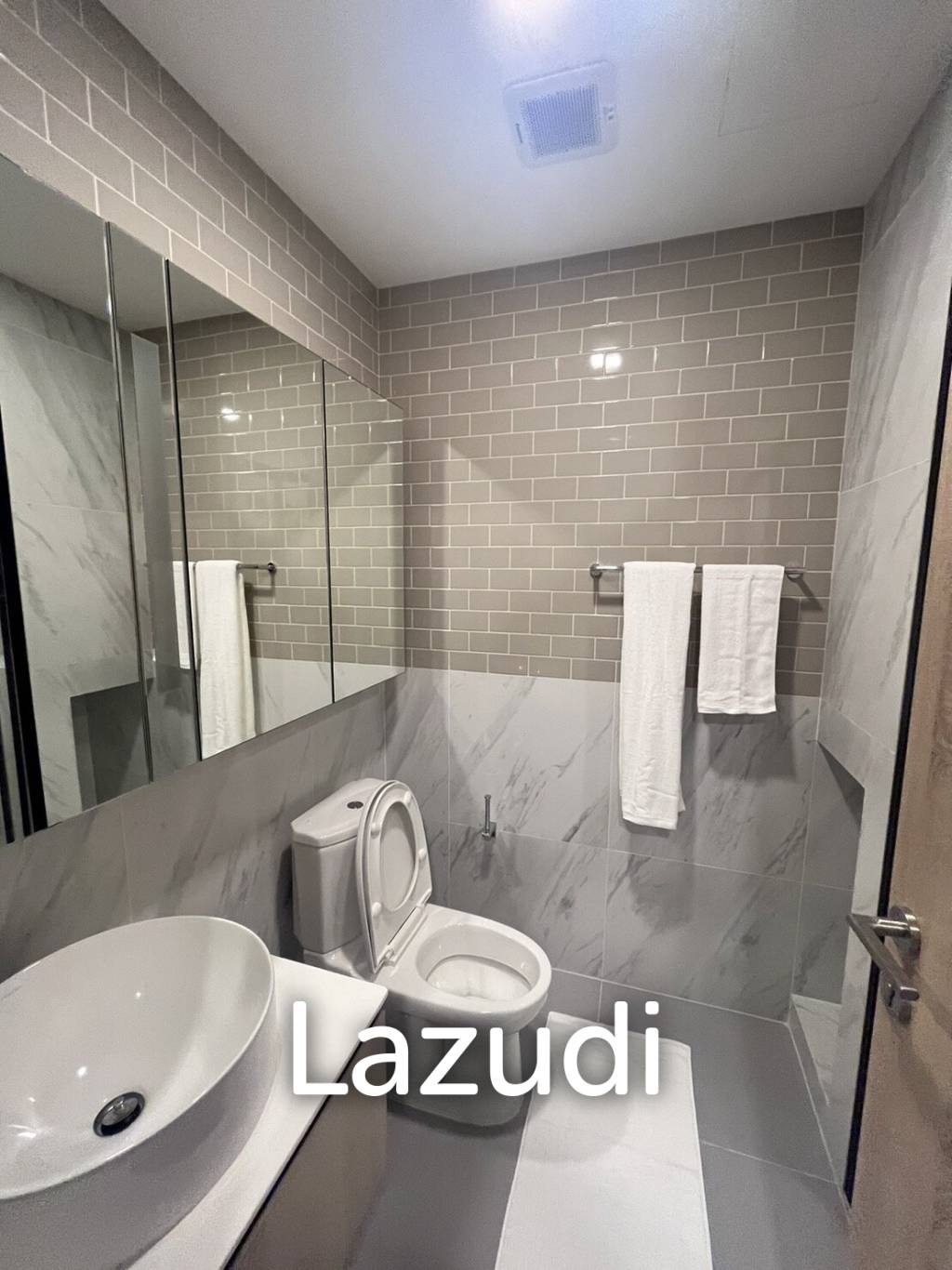 1 Bedroom 1 Bathroom 46.25 SQ.M. XT Phayathai
