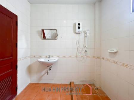 Khao Noi Village : 6 Bed 4 Bath Pool Villa