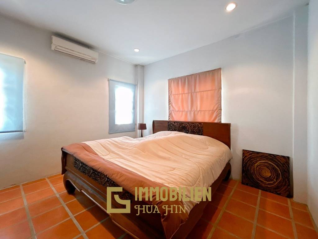 Khao Noi Village : 6 Bed 4 Bath Pool Villa