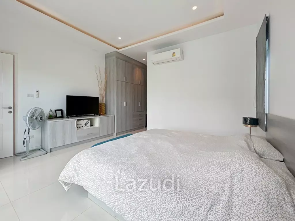 Aria Hua Hin: Modern 3-Bedroom Villa with Pool