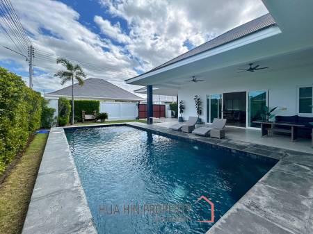 Aria Hua Hin: Modern 3-Bedroom Villa with Pool