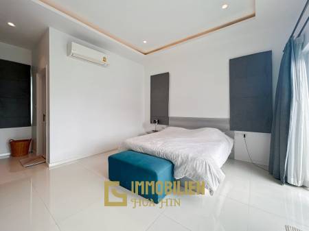 Aria Hua Hin: Modern 3-Bedroom Villa with Pool