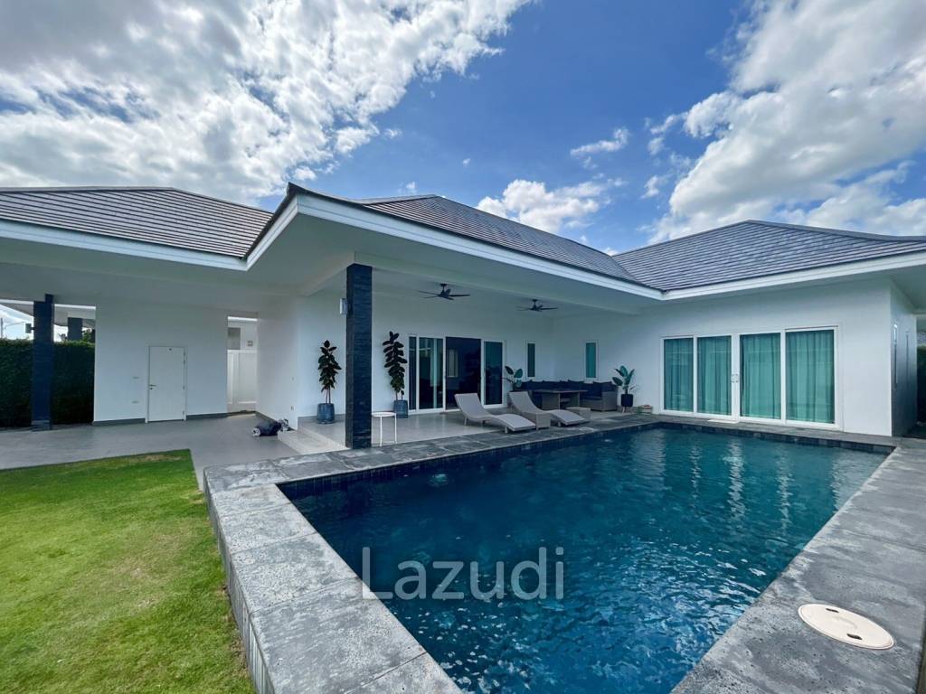 Aria Hua Hin: Modern 3-Bedroom Villa with Pool