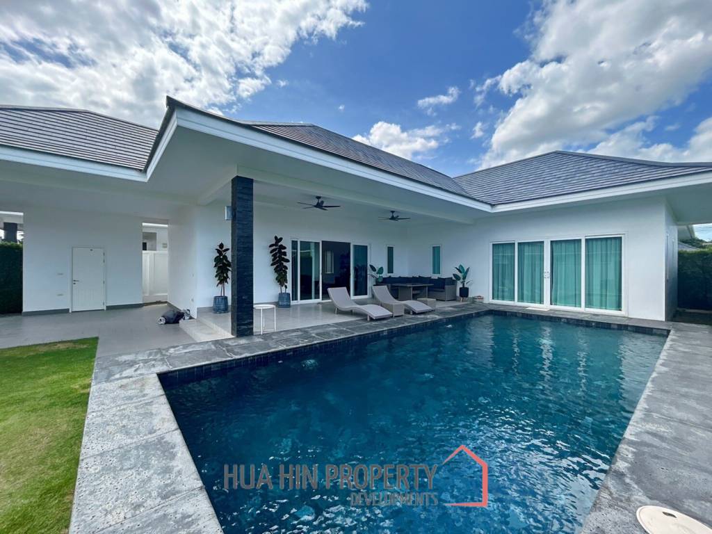 Aria Hua Hin: Modern 3-Bedroom Villa with Pool