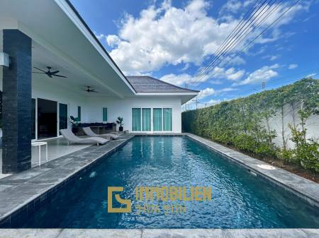 Aria Hua Hin: Modern 3-Bedroom Villa with Pool