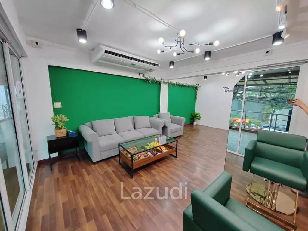 Premium Retail Space for rent in Sukhumvit 48