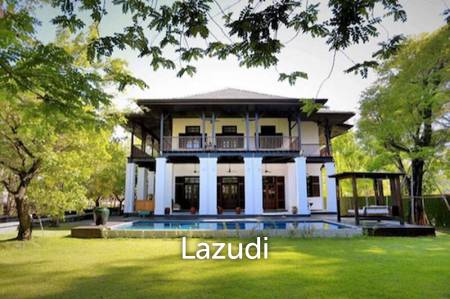 Luxurious Colonial House for Sale