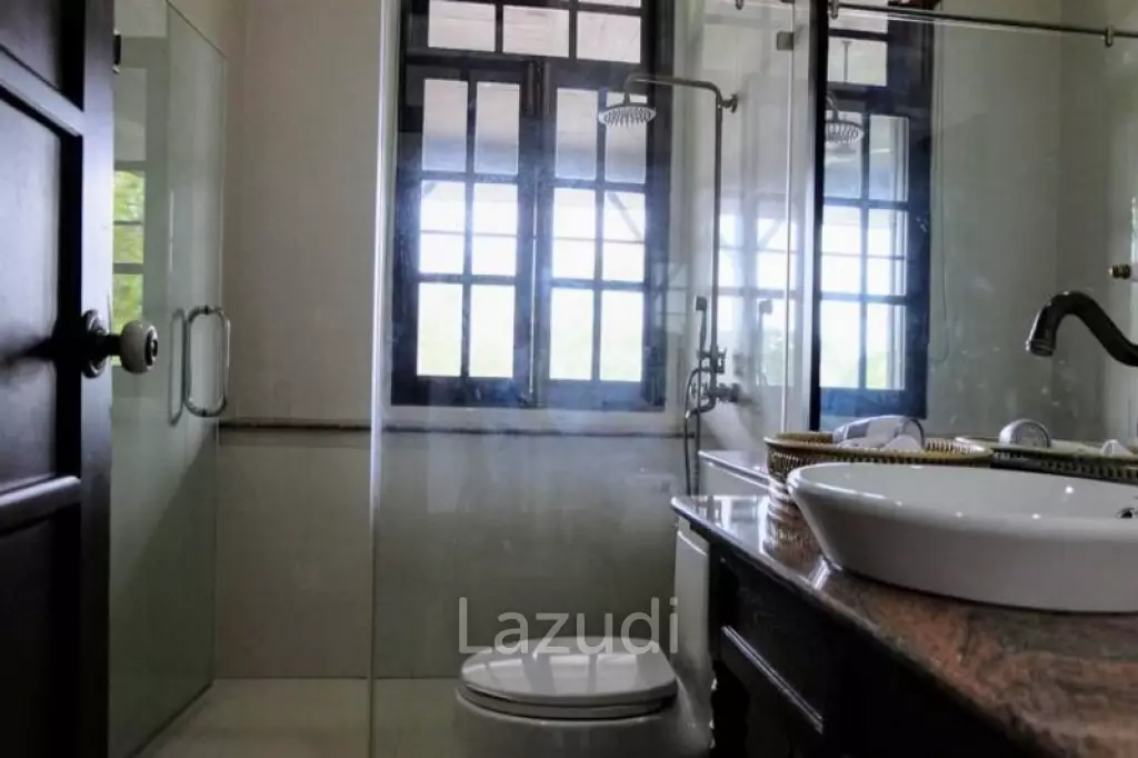 Luxurious Colonial House for Sale