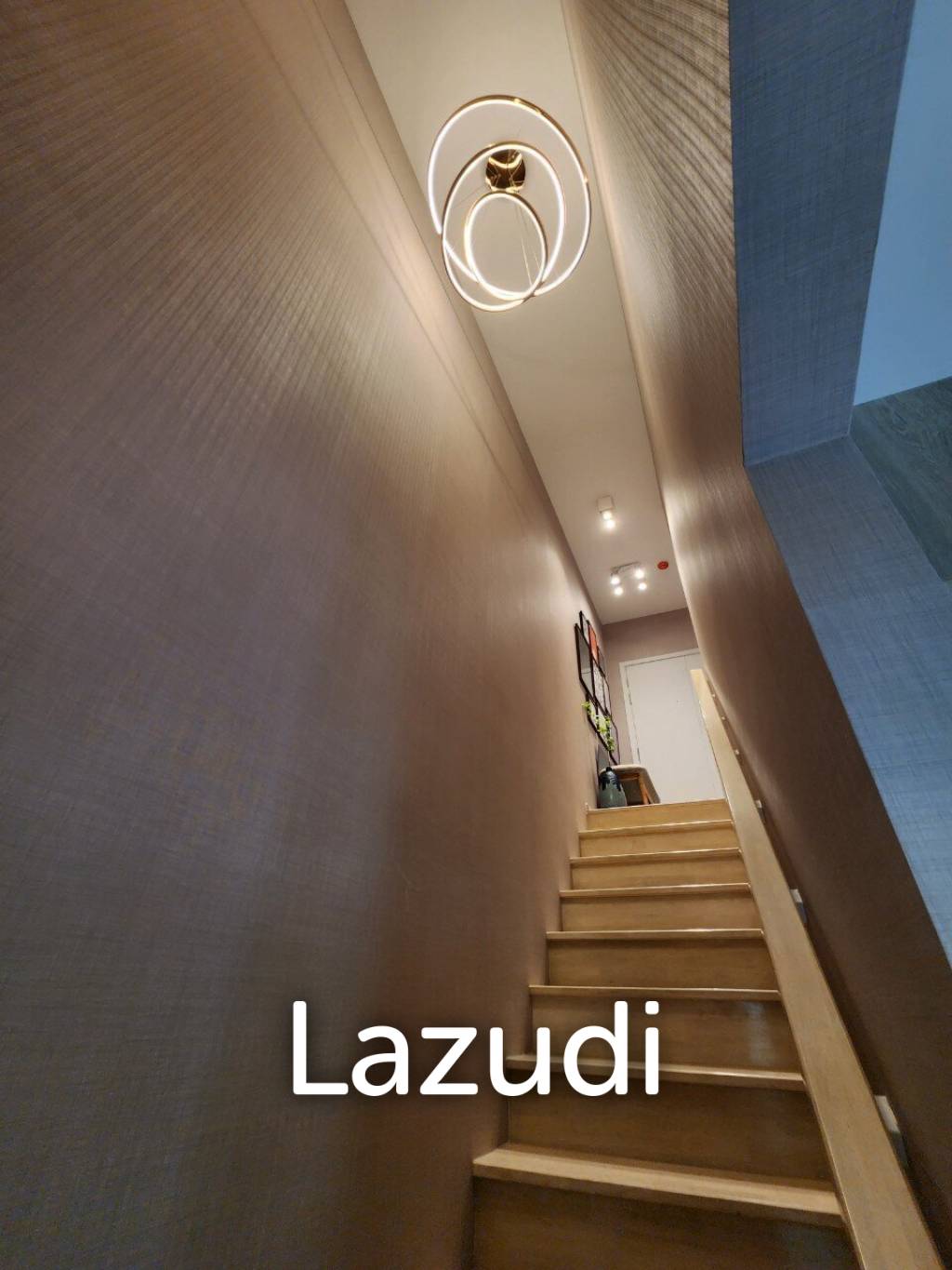 1 Bed 2 Baths 70.5 SQ.M. Unio Sukhumvit 72