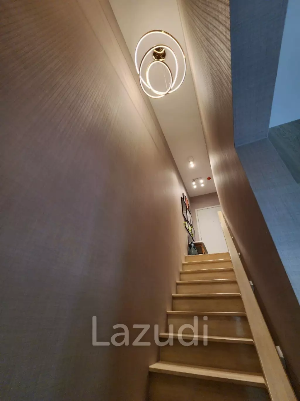 1 Bed 2 Baths 70.5 SQ.M. Unio Sukhumvit 72