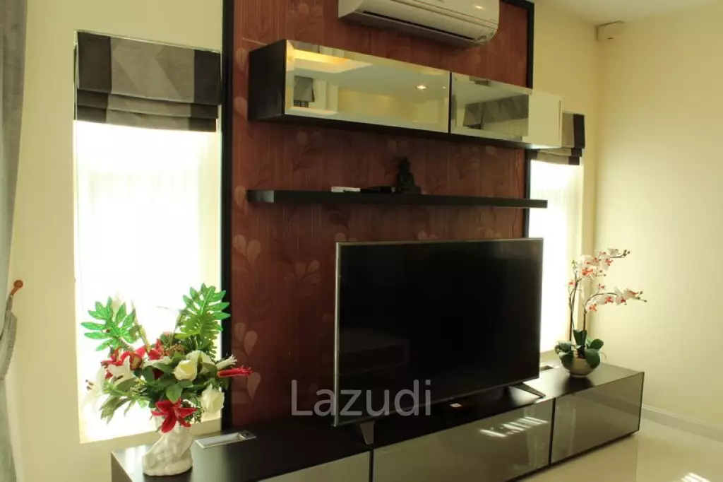 Luxury Pool Villa for Sale in Housing Project