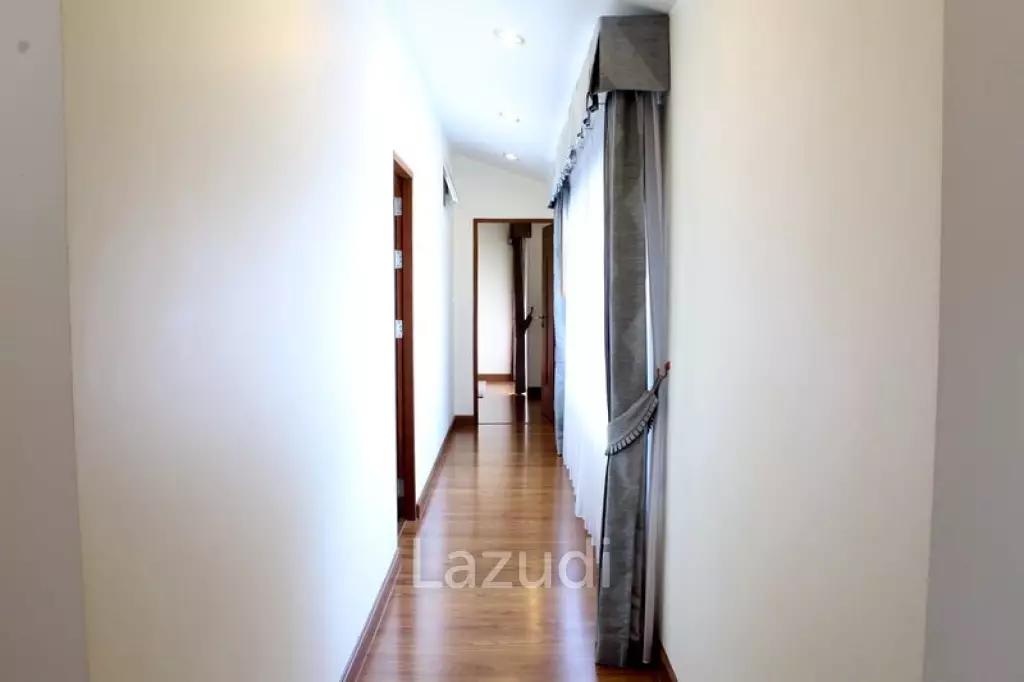 Luxury Pool Villa for Sale in Housing Project