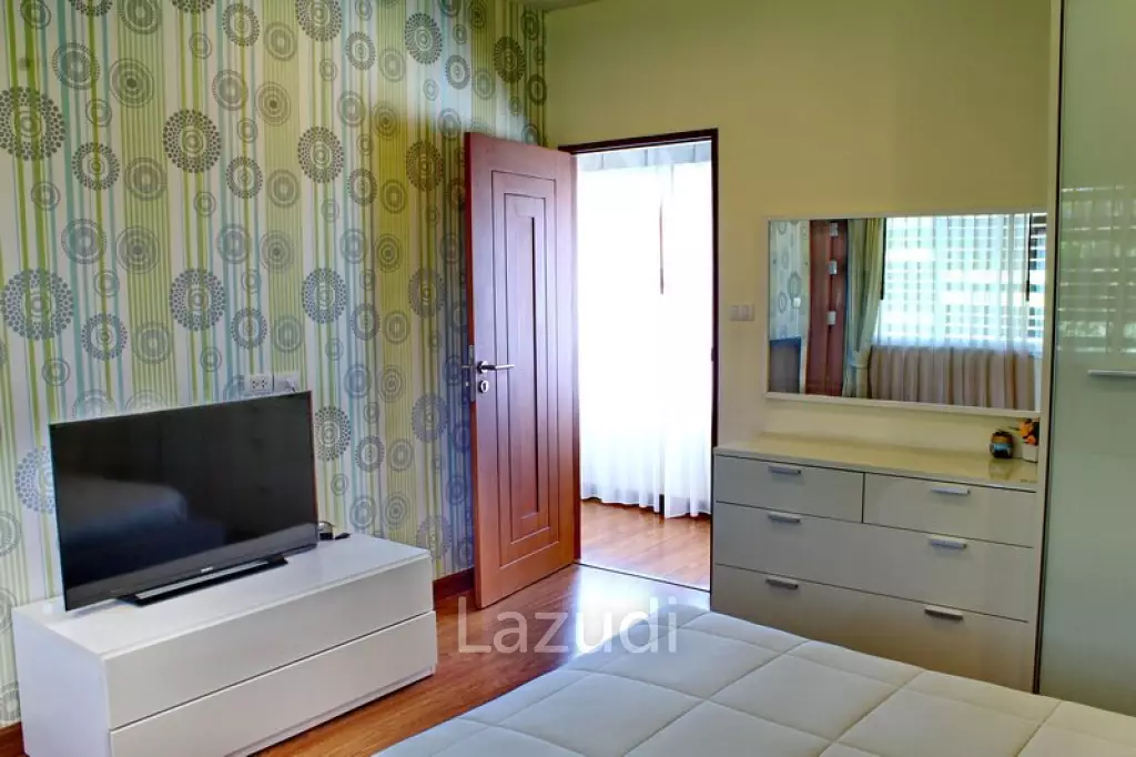 Luxury Pool Villa for Sale in Housing Project