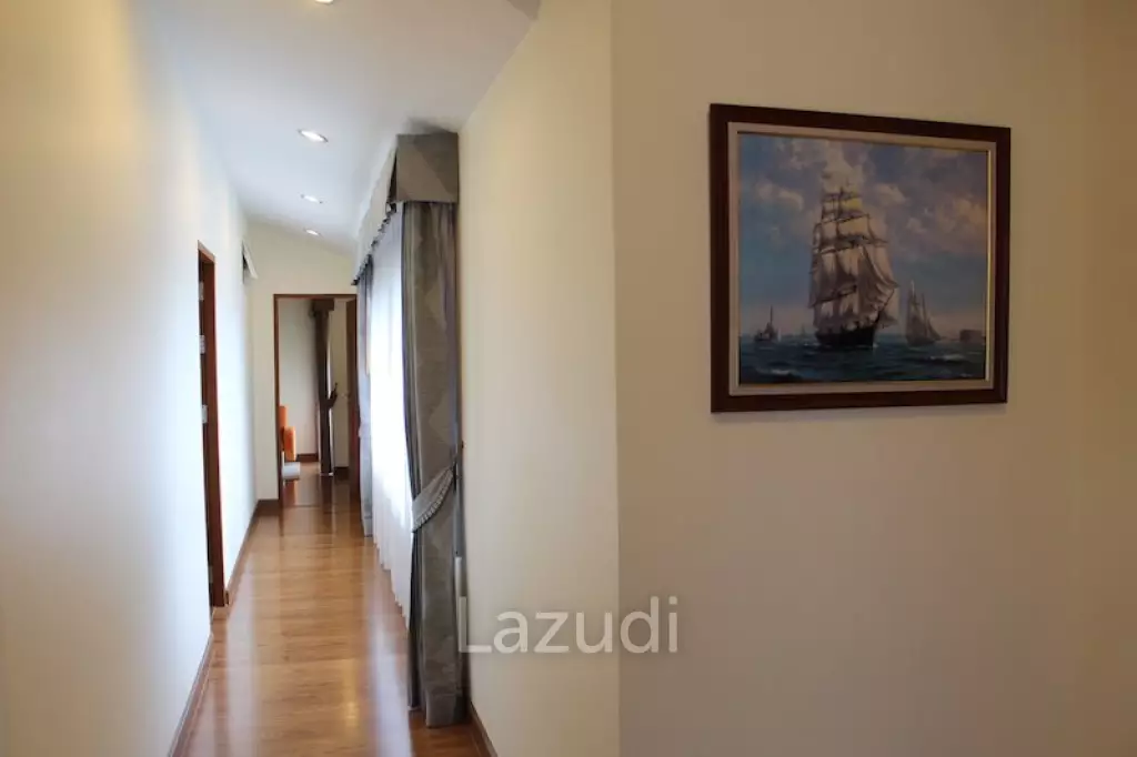 Luxury Pool Villa for Sale in Housing Project