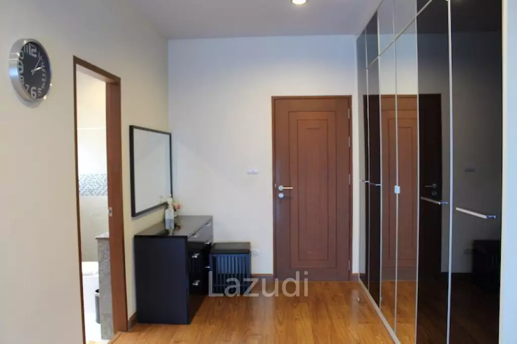 Luxury Pool Villa for Sale in Housing Project