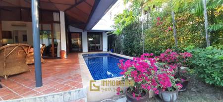 Villa Vista: Charming 3 Bedroom Pool Villa