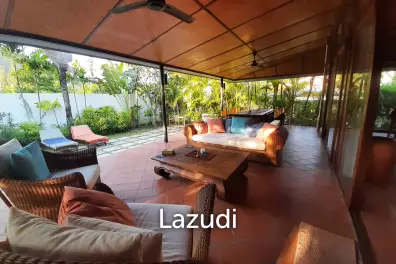 Villa Vista: Charming 3 Bedroom Pool Villa