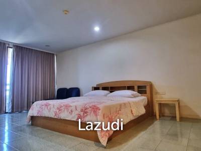 1 Bed 1 Bath 90 SQ.M. Jomtien Plaza Condotel