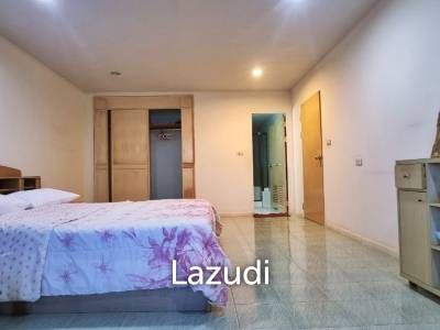 1 Bed 1 Bath 90 SQ.M. Jomtien Plaza Condotel