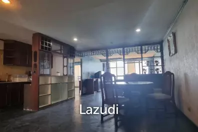 3 Beds 2 Baths 151 SQ.M. Jomtien Plaza Condotel