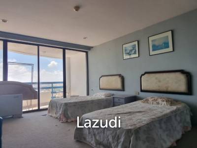 3 Beds 2 Baths 151 SQ.M. Jomtien Plaza Condotel