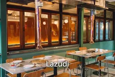 2-Story Detached House soi 61 with Lucrative Rental Income from a Famous Restaurant For Sale 120M