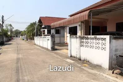 Lovely 4 Bedroom House In City for Sale